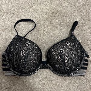 Victoria’s Secret // Push-up Bra